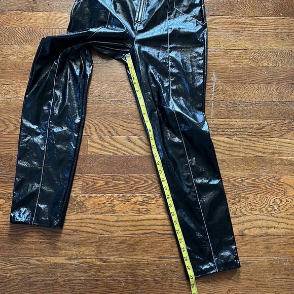 Aritzia Sunday Best Tessy Pants Vegan Leather - Picture 8 of 10